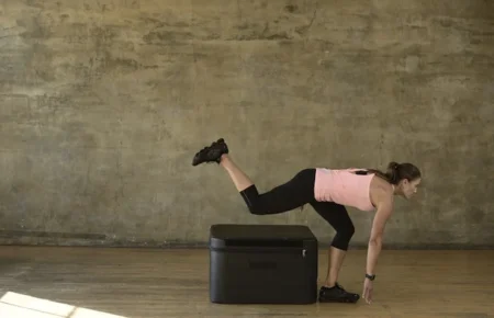 Reto de fitness: ¿Qué fuerza tiene la parte inferior de tu cuerpo? A ver si eres capaz de hacer este ejercicio