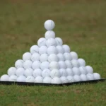 ¿Merece la pena el coste adicional de las pelotas de golf más caras?