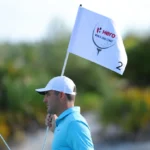 Problemas estúpidos del golf: el dilema de un lector con el mástil de la bandera, con el que muchos se sentirán identificados