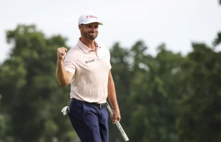¡No tan rápido! La victoria de Wyndham Clark en el BMW significa que Scottie Scheffler ya tiene competencia en la carrera por el título de jugador del año