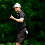 Un golfista adaptado con parálisis cerebral hace historia en la USGA al lograr su cuarto título consecutivo
