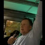 Ian Poulter paga la cuenta en un bar irlandés y anima a los frenéticos seguidores de la Walker Cup a corear «Olé».